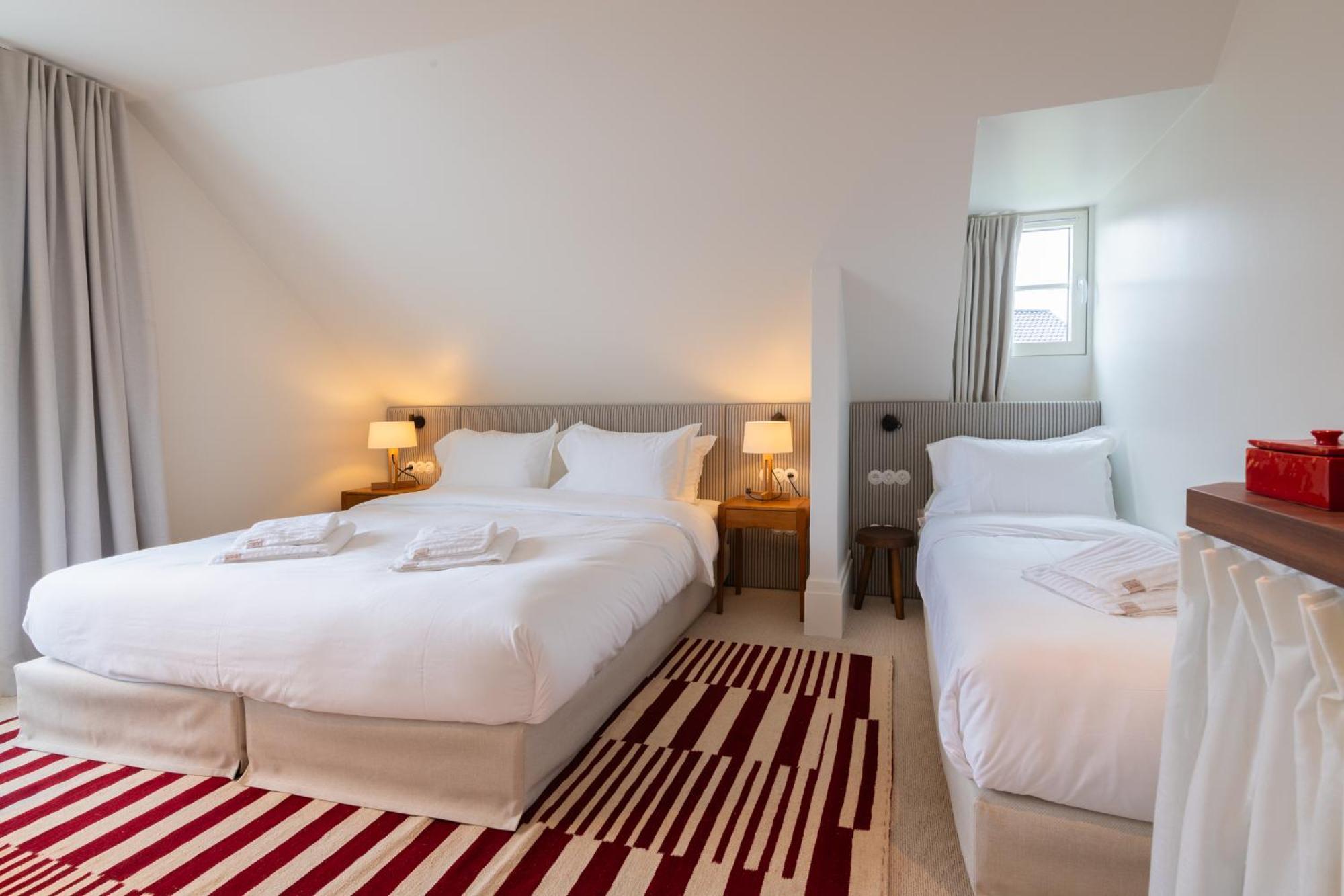Hotel Villa Bonnie นอคเคอ-เฮสท์ ภายนอก รูปภาพ